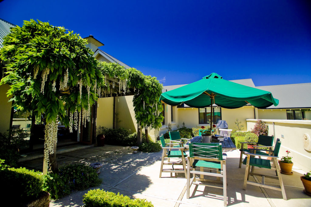 botanica, central-otago, in-the-heart-of-my-garden, new-zealand