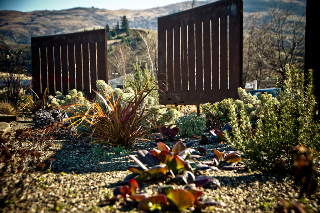 botanica, central-otago, in-the-heart-of-my-garden, new-zealand